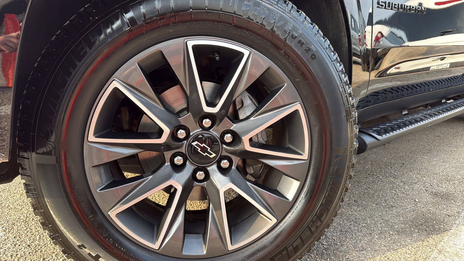 2023 Chevrolet Suburban Z71