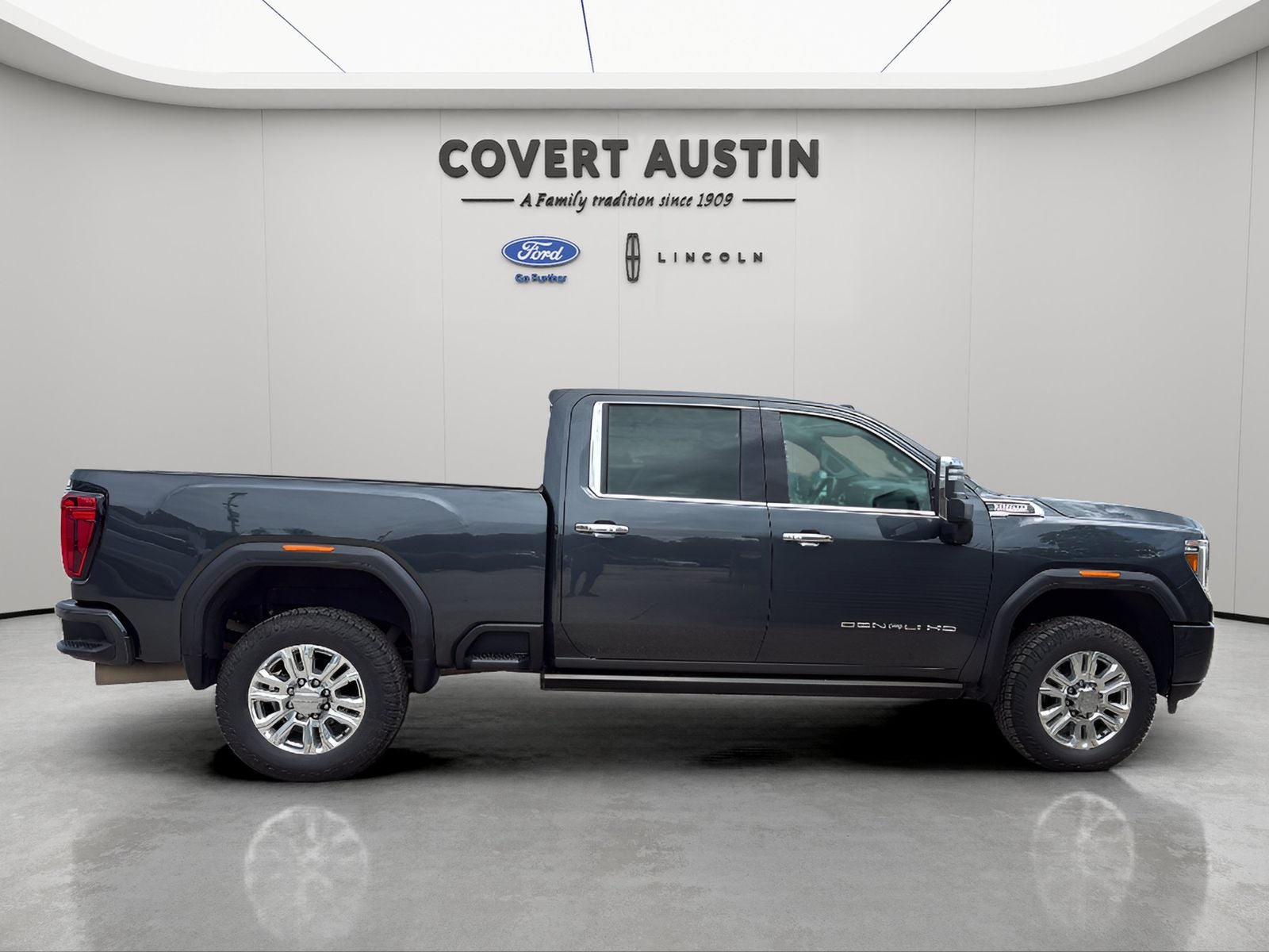 2023 GMC Sierra 3500HD Denali