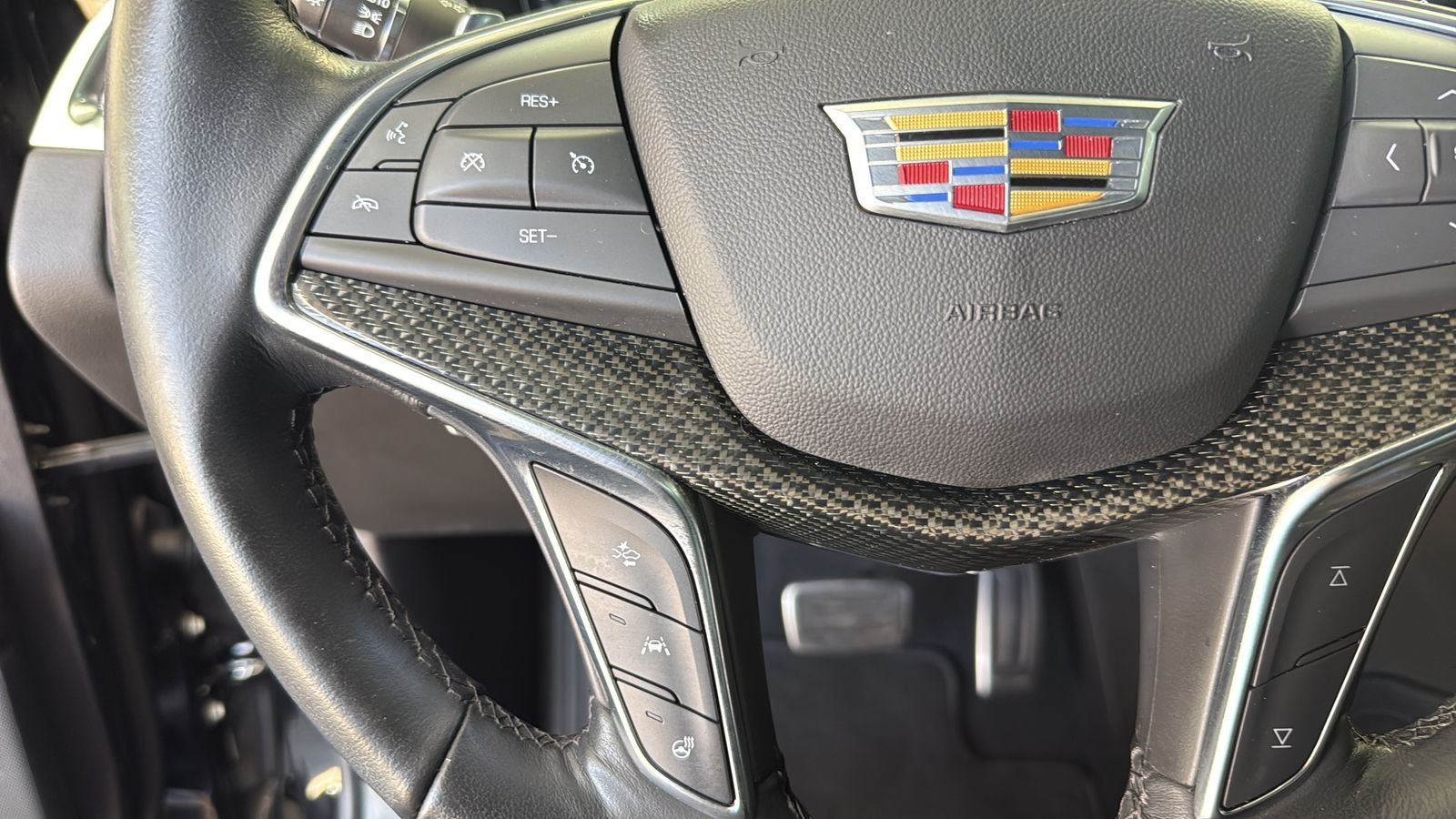2023 Cadillac XT5 Sport