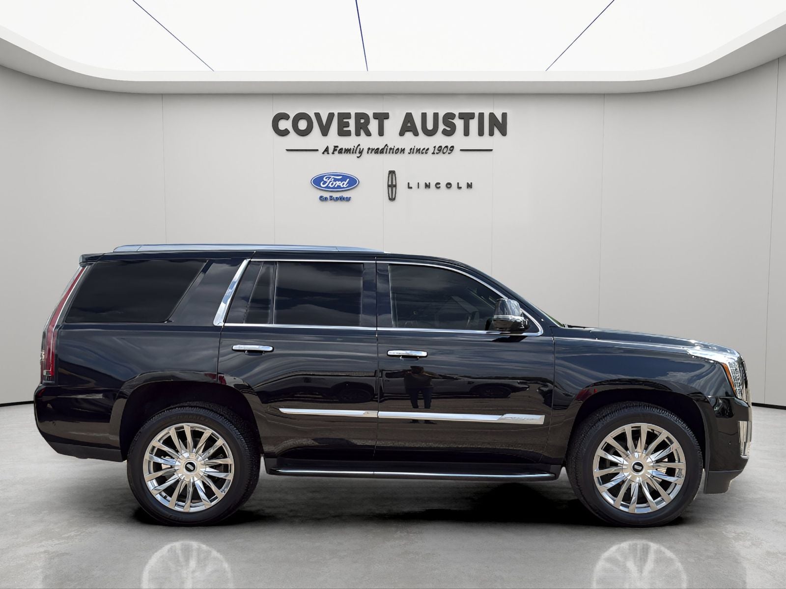 2018 Cadillac Escalade Luxury