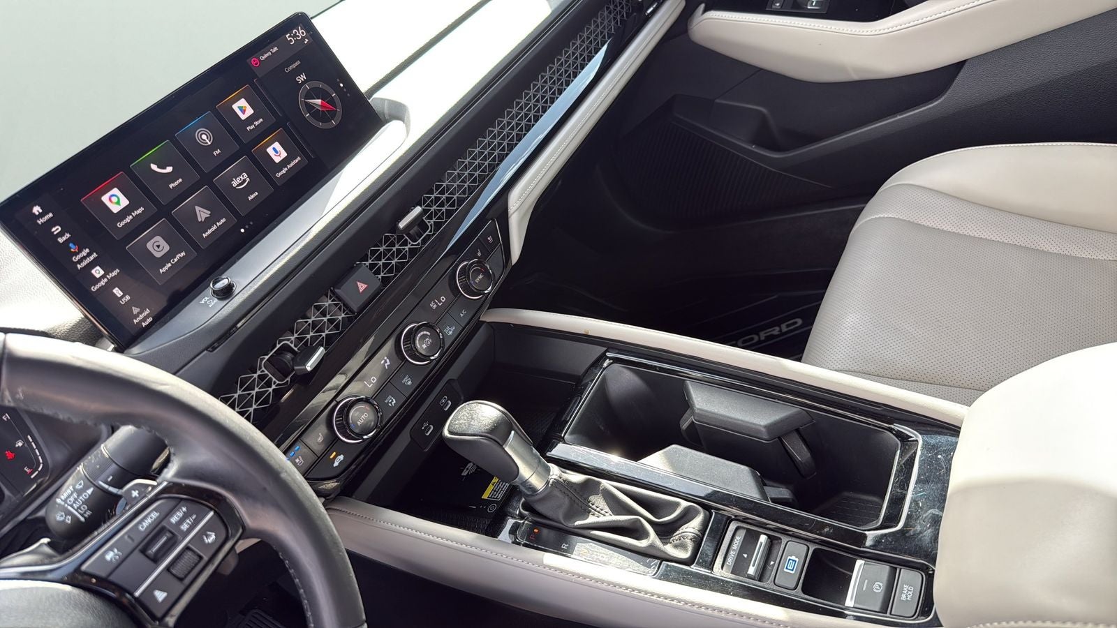 2023 Honda Accord Hybrid Touring w/o BSI