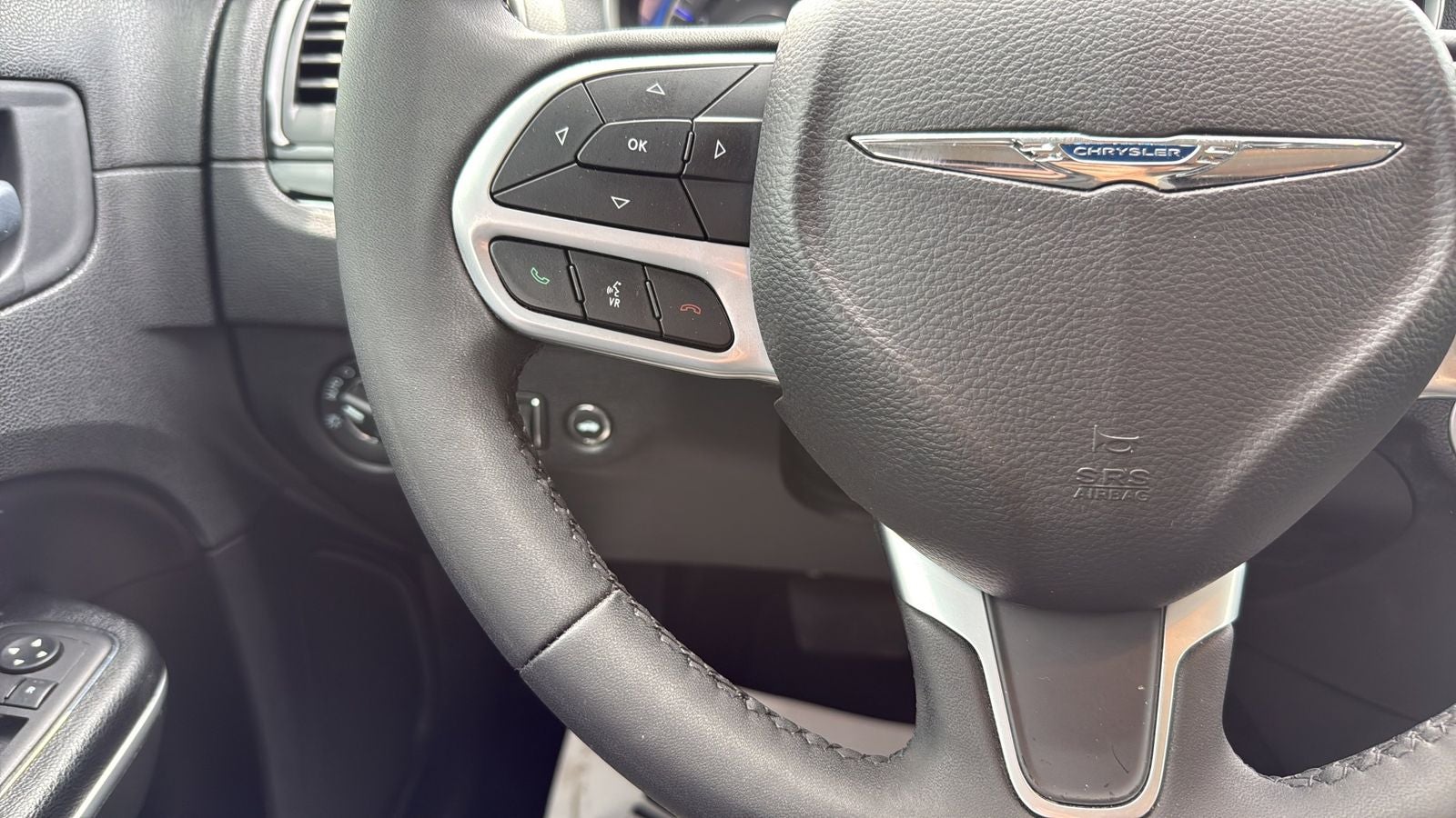 2023 Chrysler 300 Touring