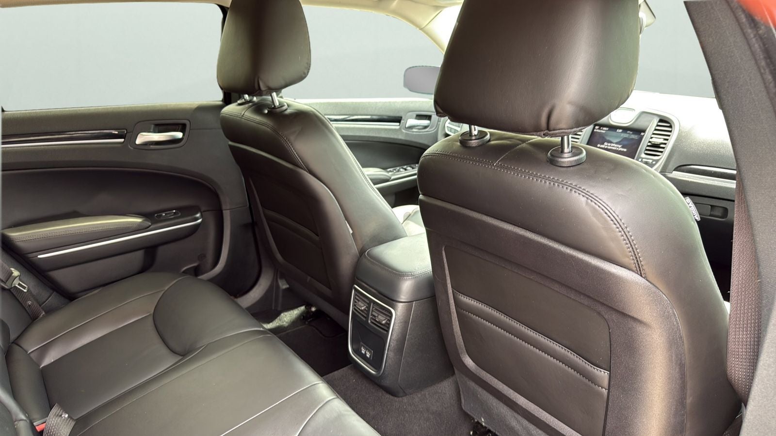 2023 Chrysler 300 Touring