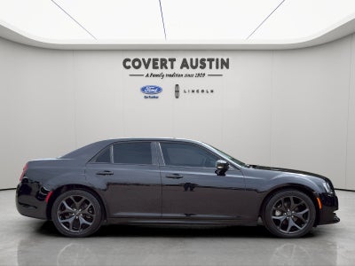 2023 Chrysler 300 Touring