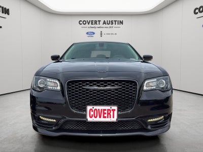 2023 Chrysler 300 Touring
