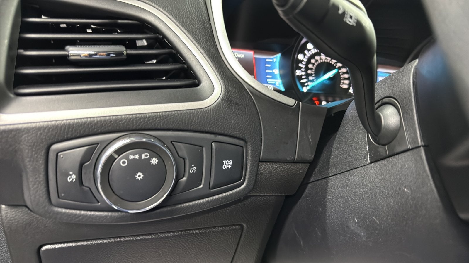 2021 Ford Edge SE