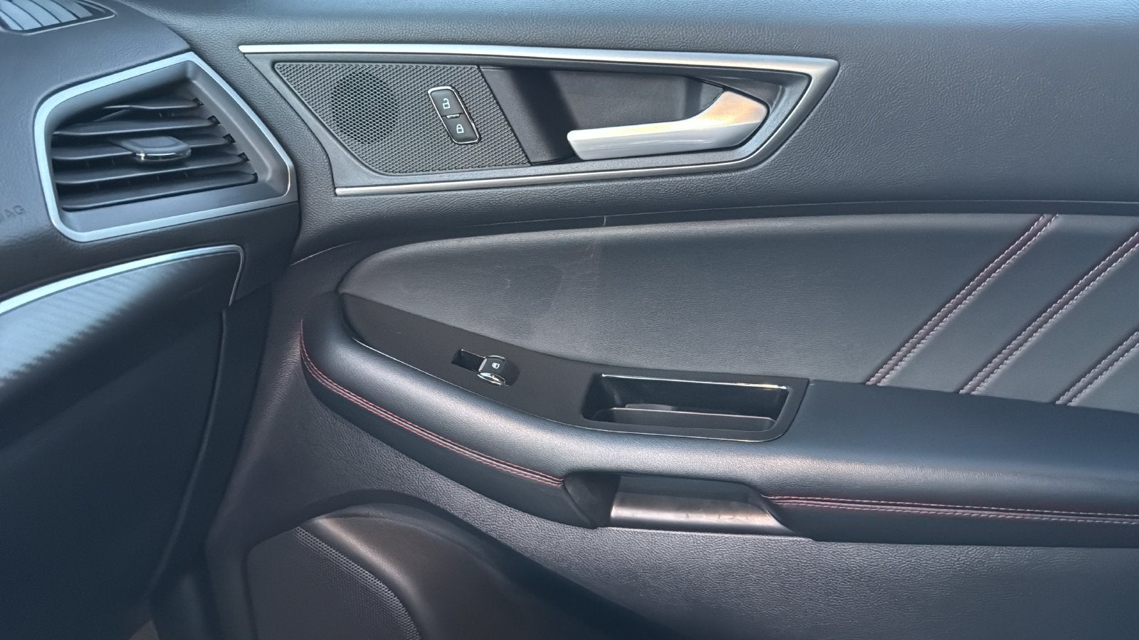 2020 Ford Edge ST Line