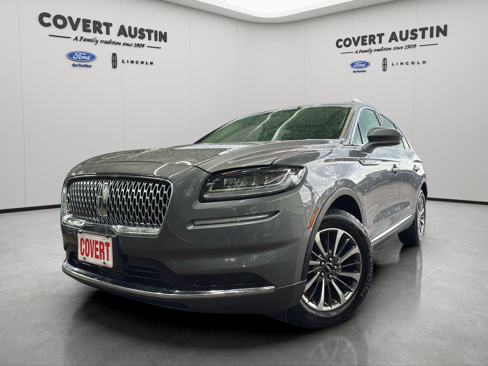2023 Lincoln Nautilus FWD's photo