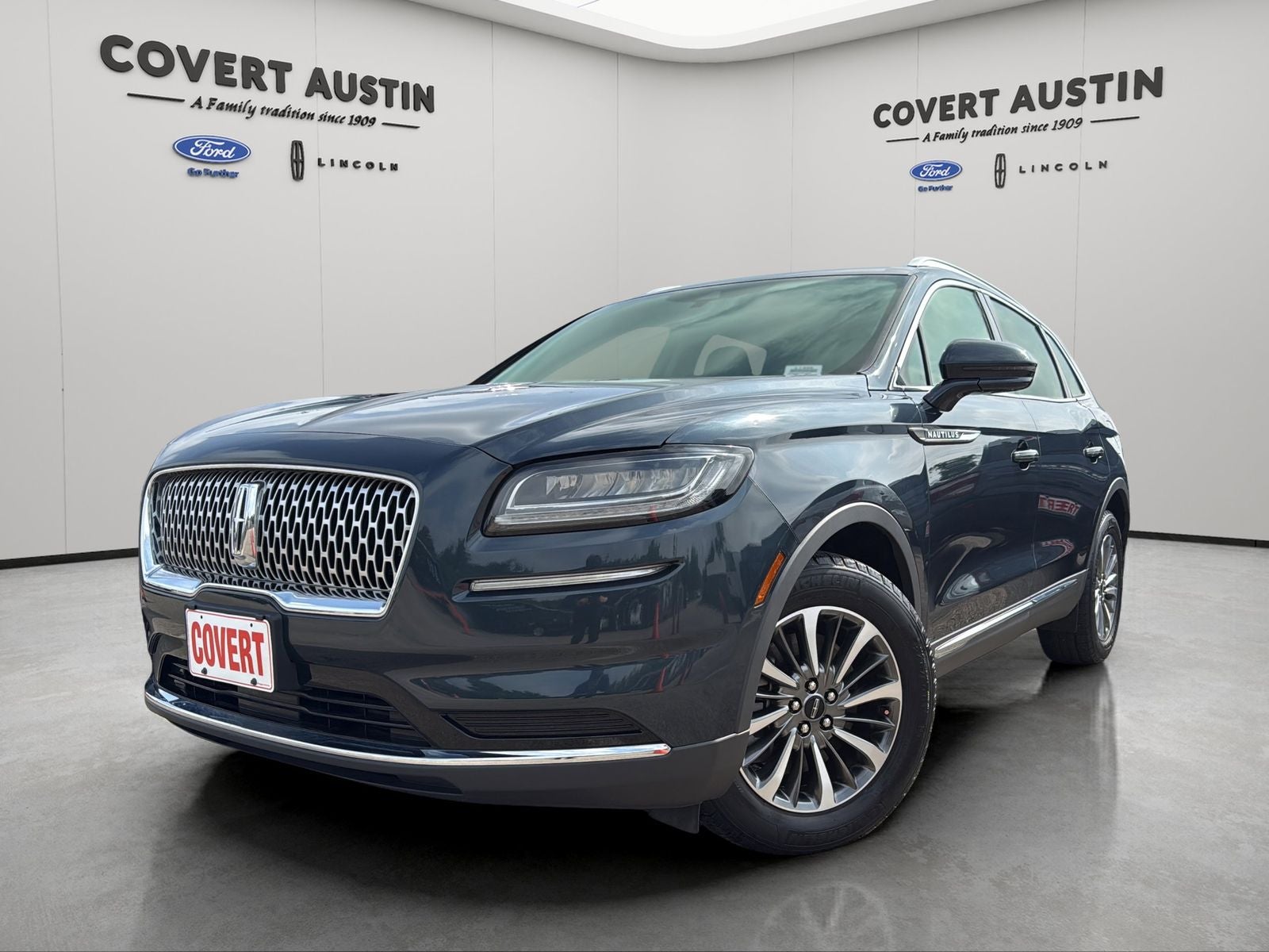 2022 Lincoln Nautilus Standard