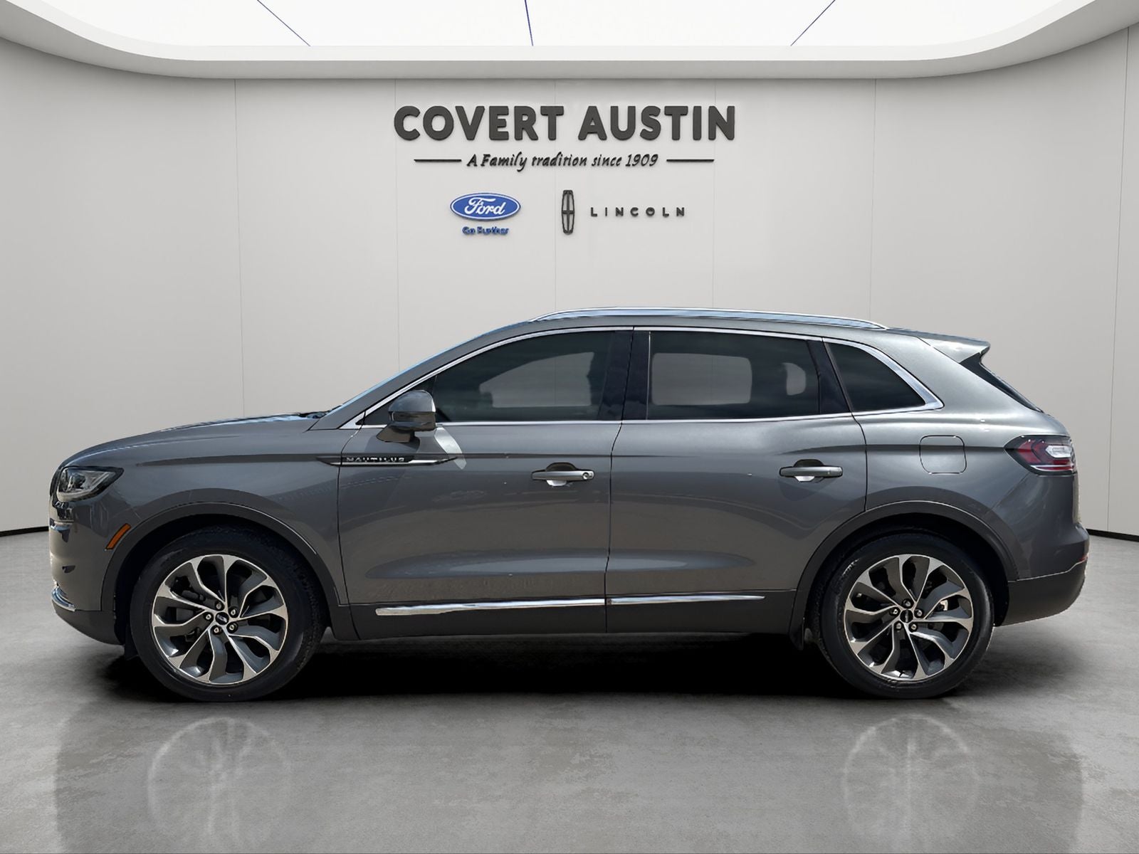 2023 Lincoln Nautilus Reserve