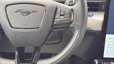 2022 Ford Mustang Mach-E Select