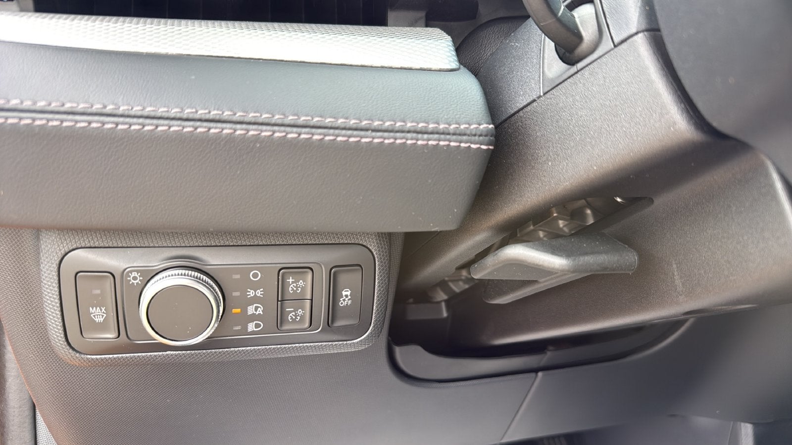2022 Ford Mustang Mach-E Select