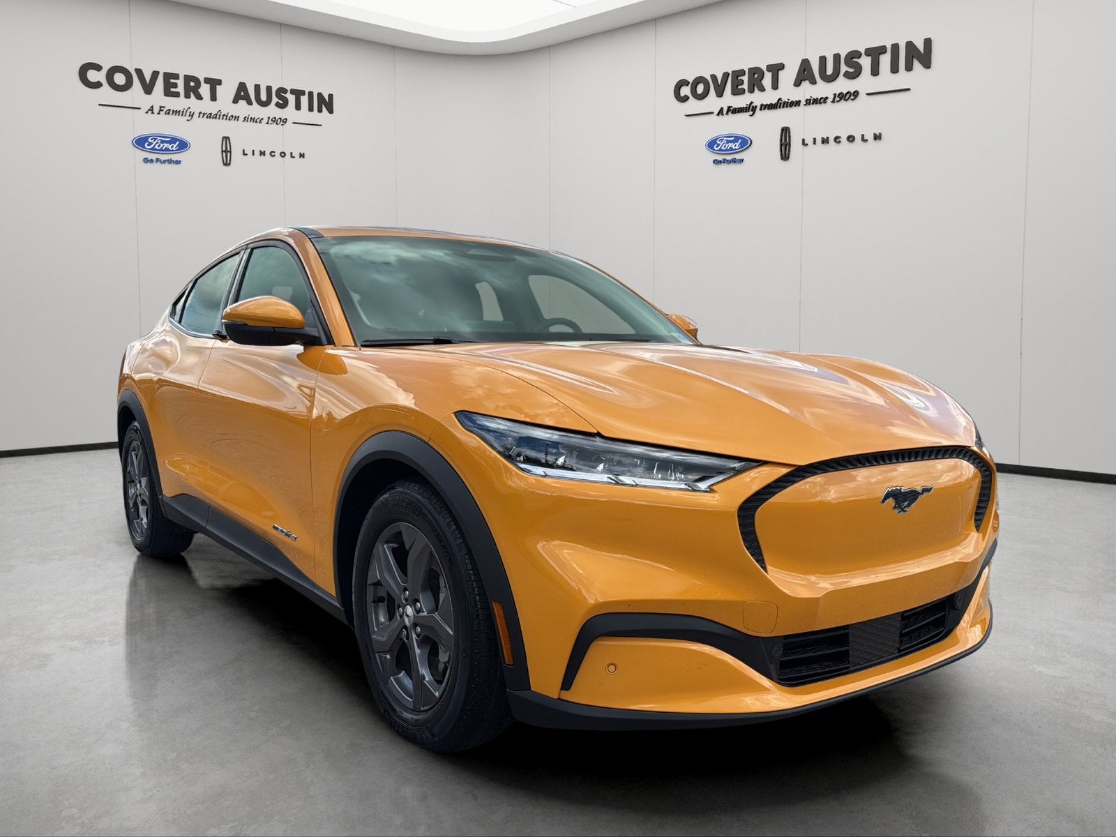 2022 Ford Mustang Mach-E Select