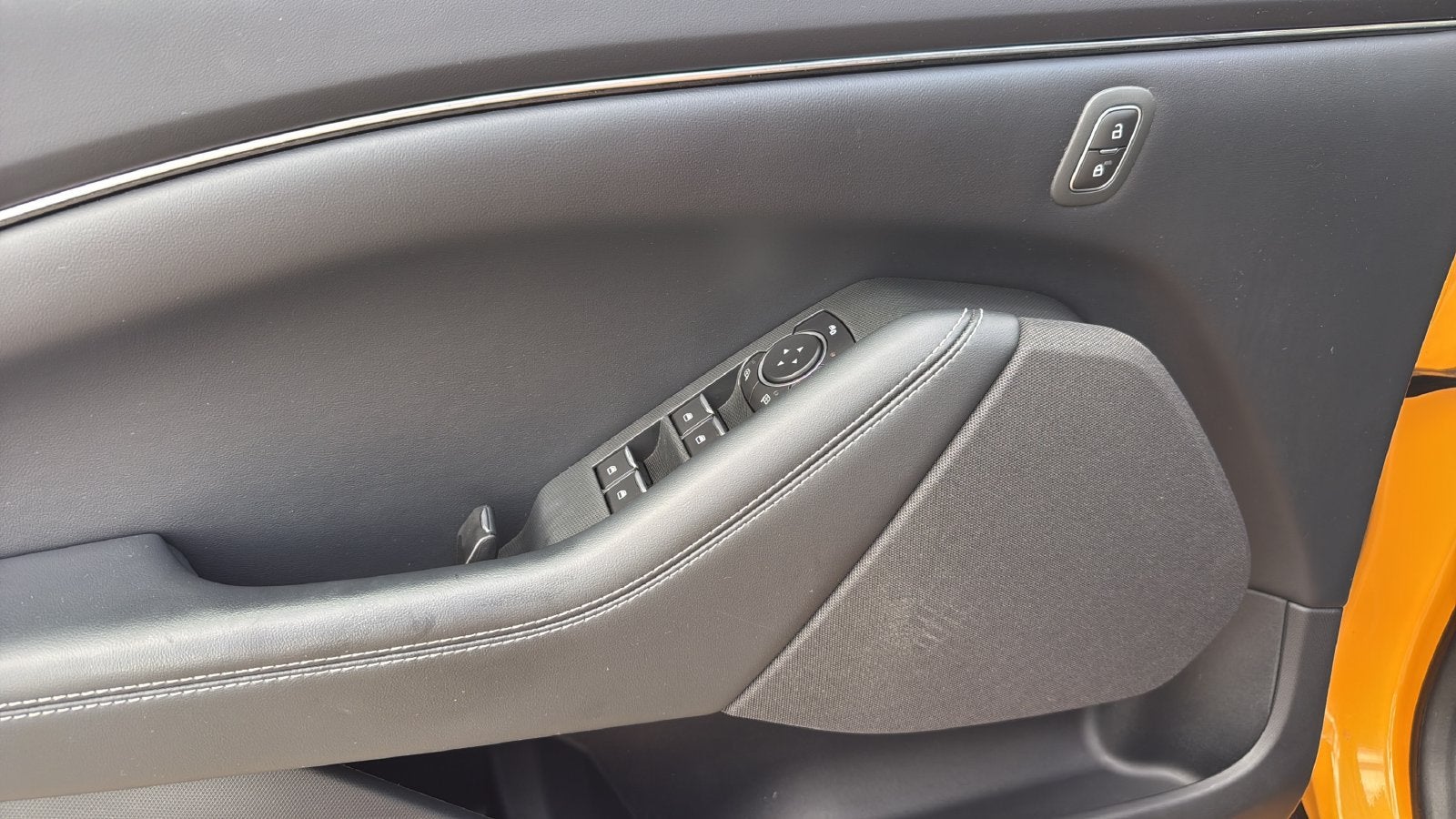 2022 Ford Mustang Mach-E Select