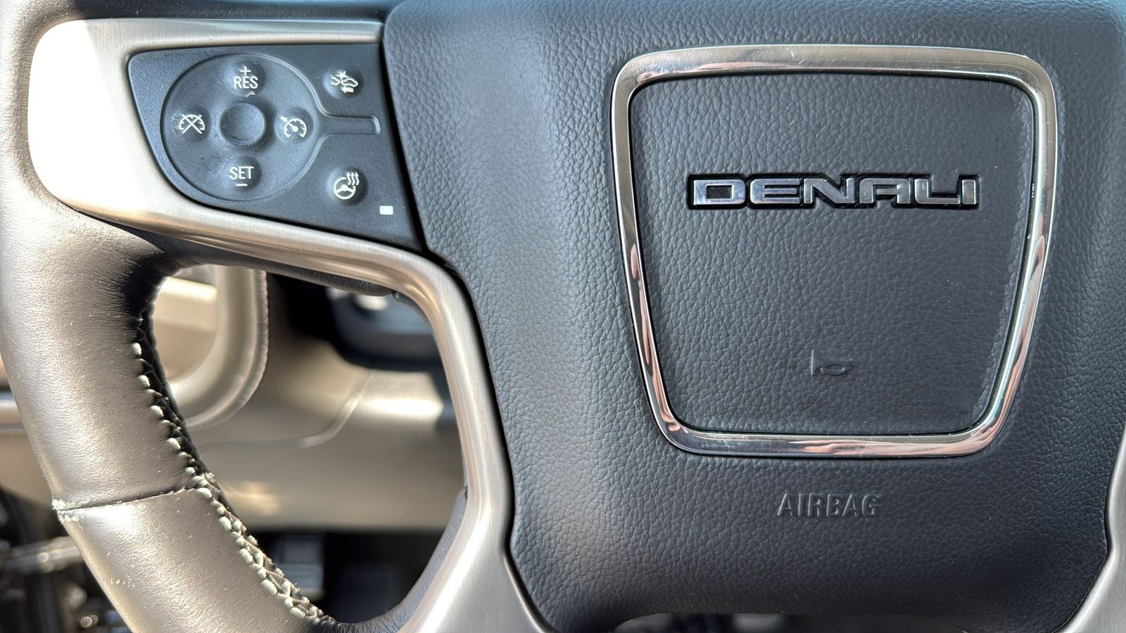 2016 GMC Sierra 1500 Denali