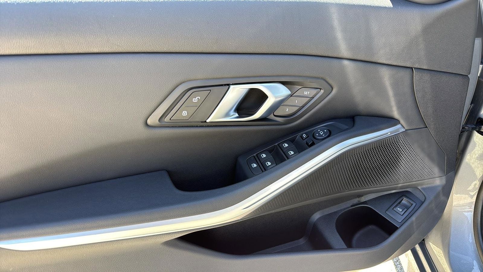 2025 BMW 3 Series 330i xDrive
