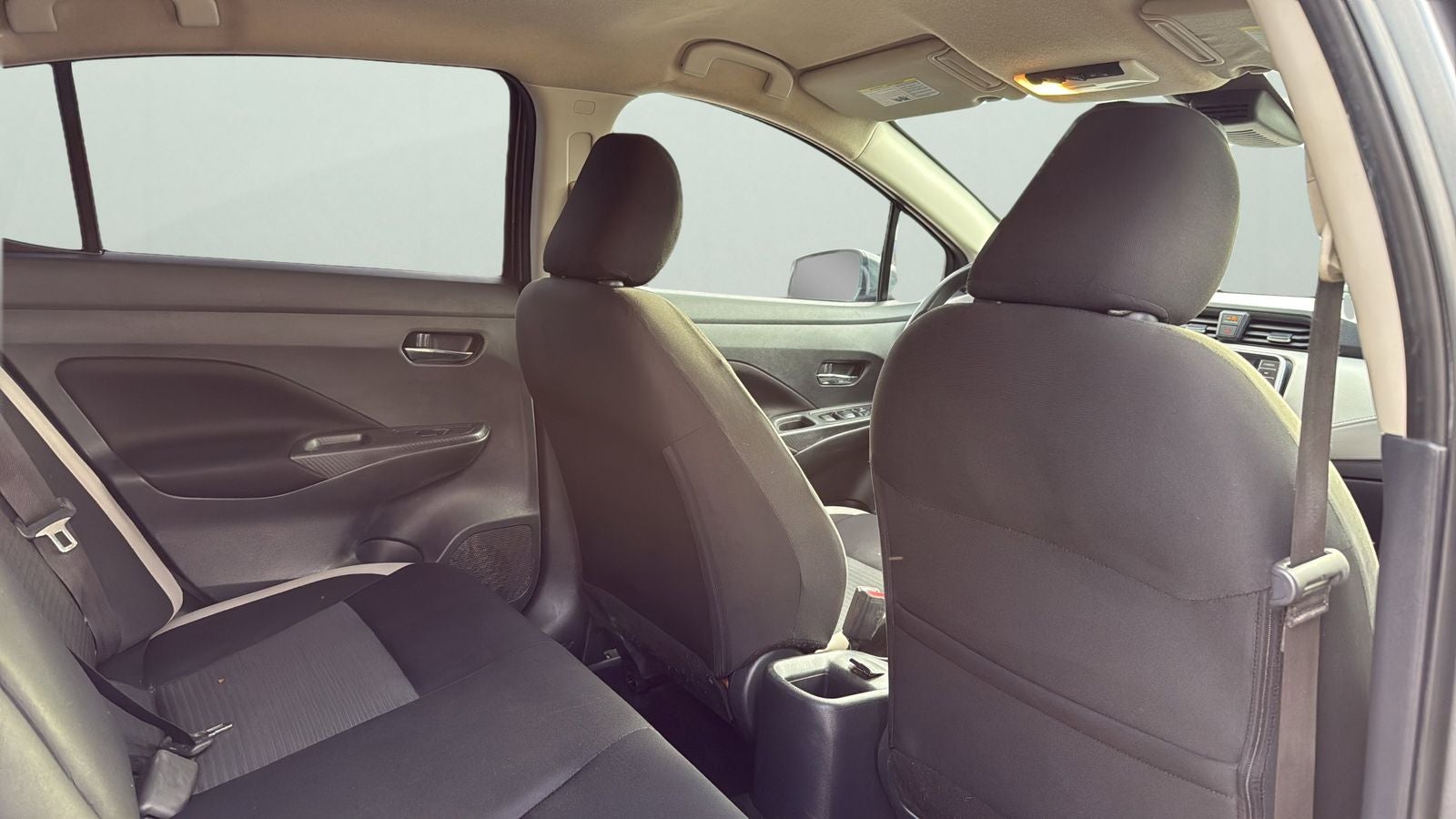 2021 Nissan Versa 1.6 SV