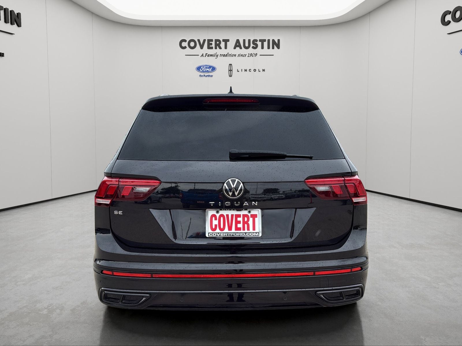 2023 Volkswagen Tiguan 2.0T SE R-Line Black