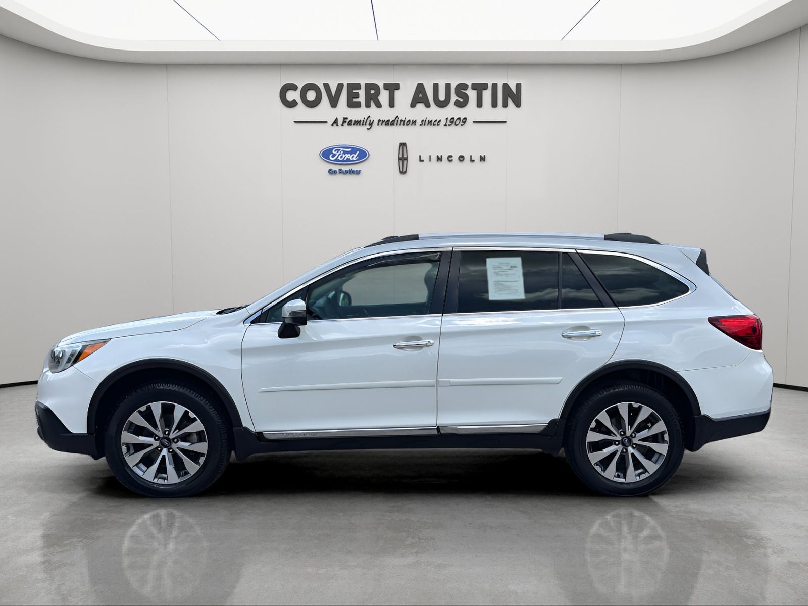 Used 2017 Subaru Outback Touring with VIN 4S4BSETC9H3436583 for sale in Hutto, TX