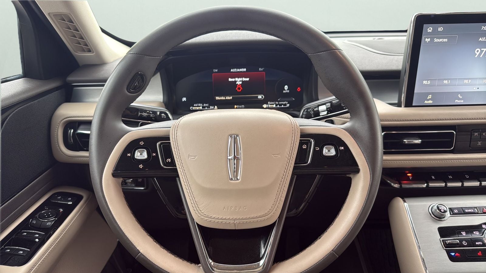 2023 Lincoln Aviator Standard