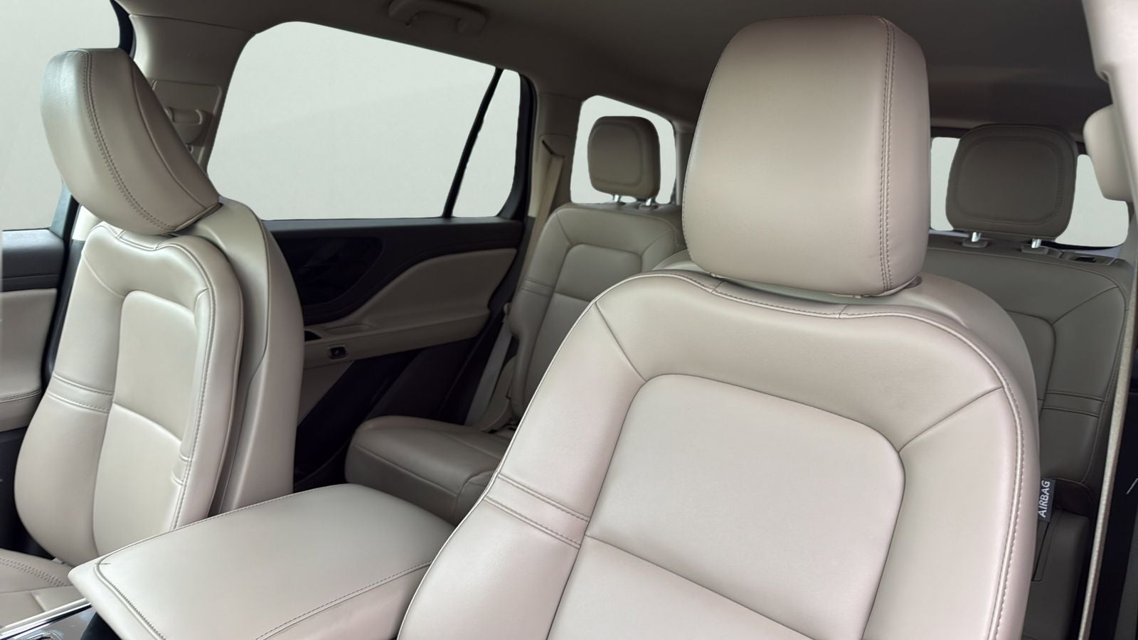 2023 Lincoln Aviator Standard