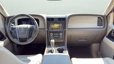 2016 Lincoln Navigator Select