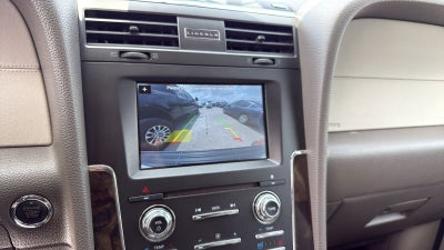 2017 Lincoln Navigator Select