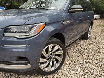 2022 Lincoln Navigator L Reserve