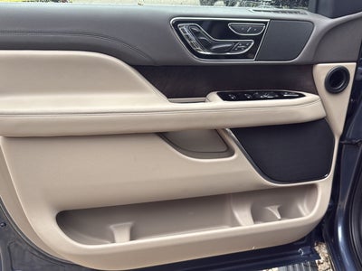 2022 Lincoln Navigator L Reserve