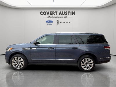 2022 Lincoln Navigator L Reserve