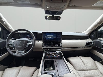 2022 Lincoln Navigator L Reserve
