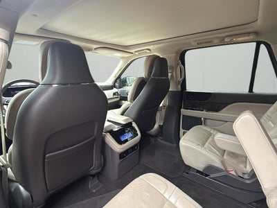 2022 Lincoln Navigator L Reserve