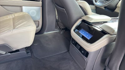 2022 Lincoln Navigator L Reserve