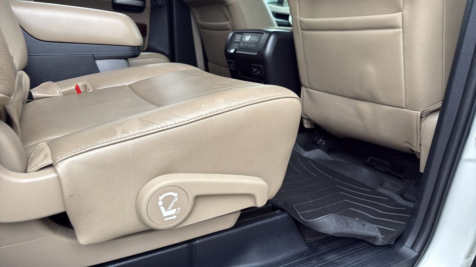 2014 Toyota Sequoia Platinum