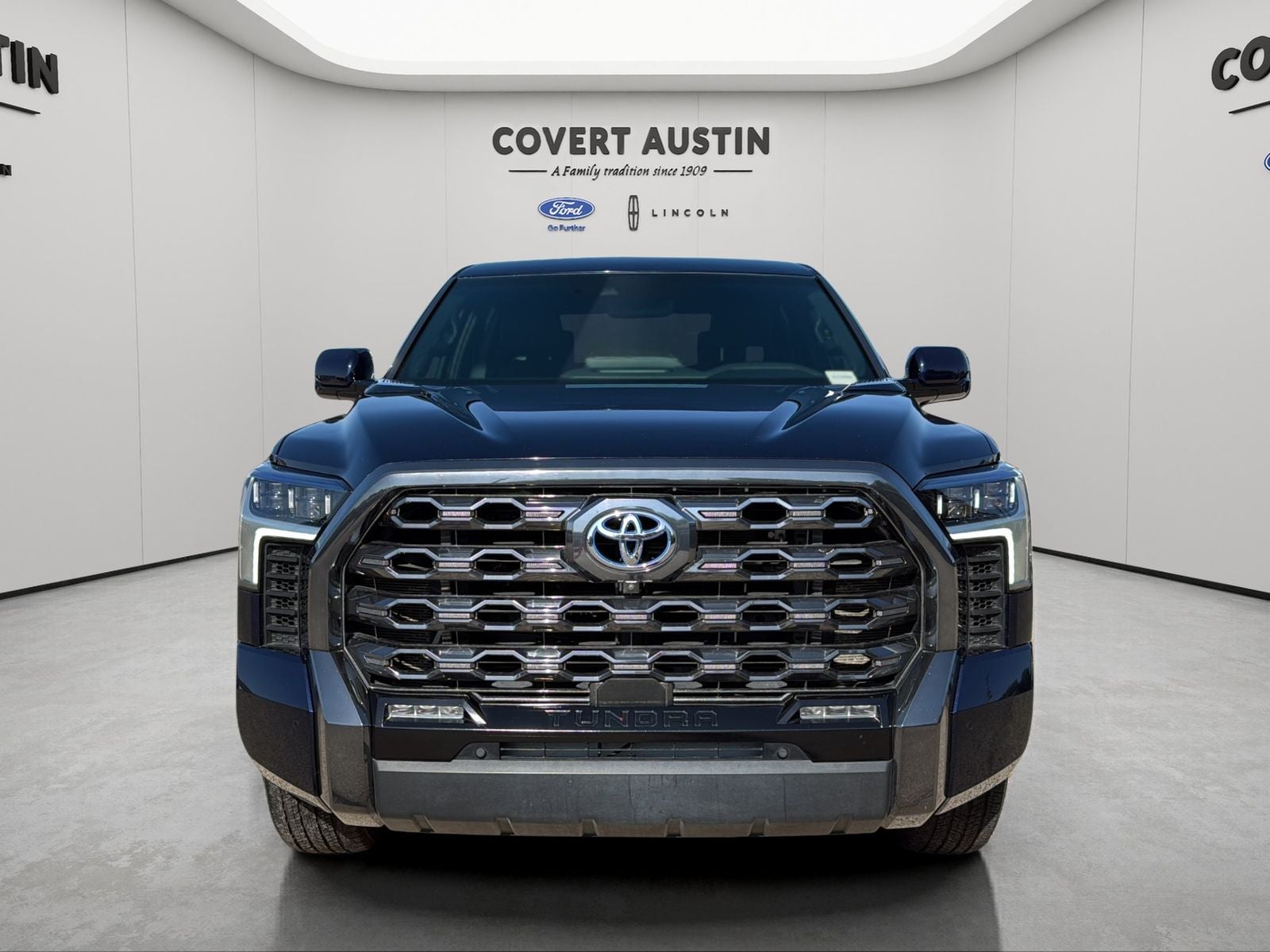 2023 Toyota Tundra Hybrid Platinum