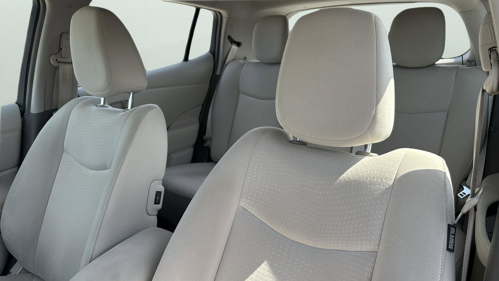 2011 Nissan Leaf SL