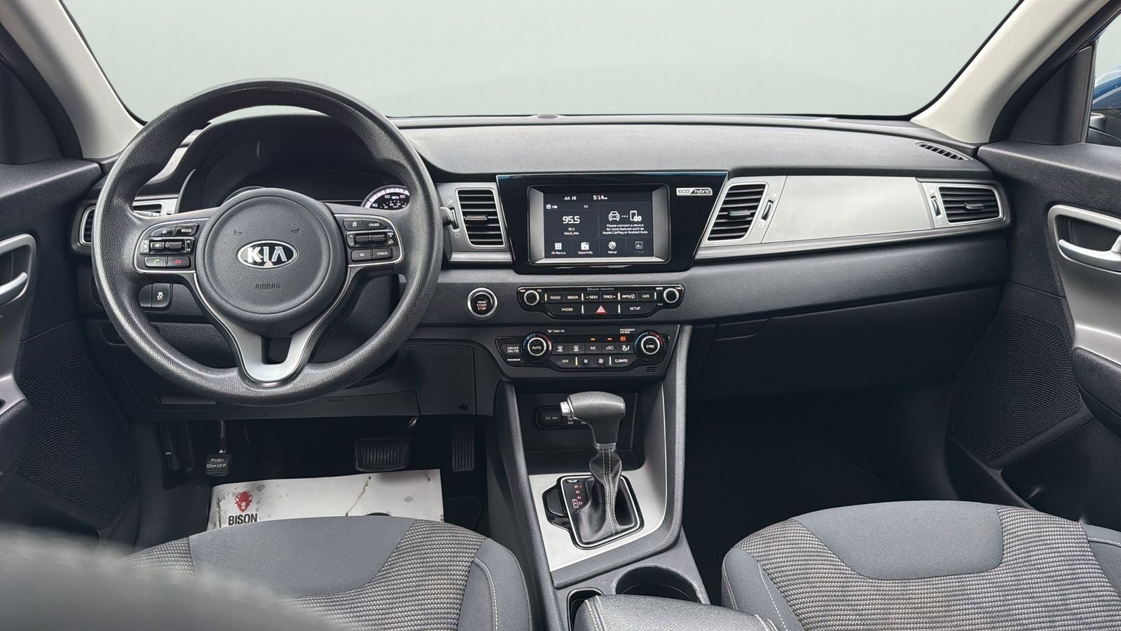 2017 Kia Niro LX