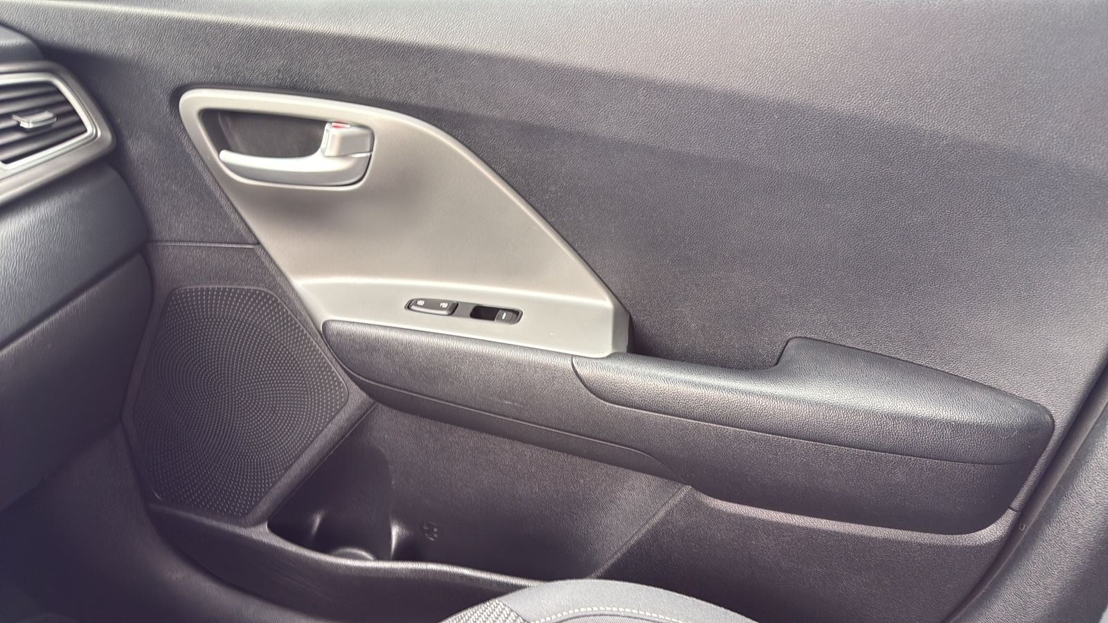 2017 Kia Niro LX