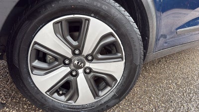 2017 Kia Niro LX