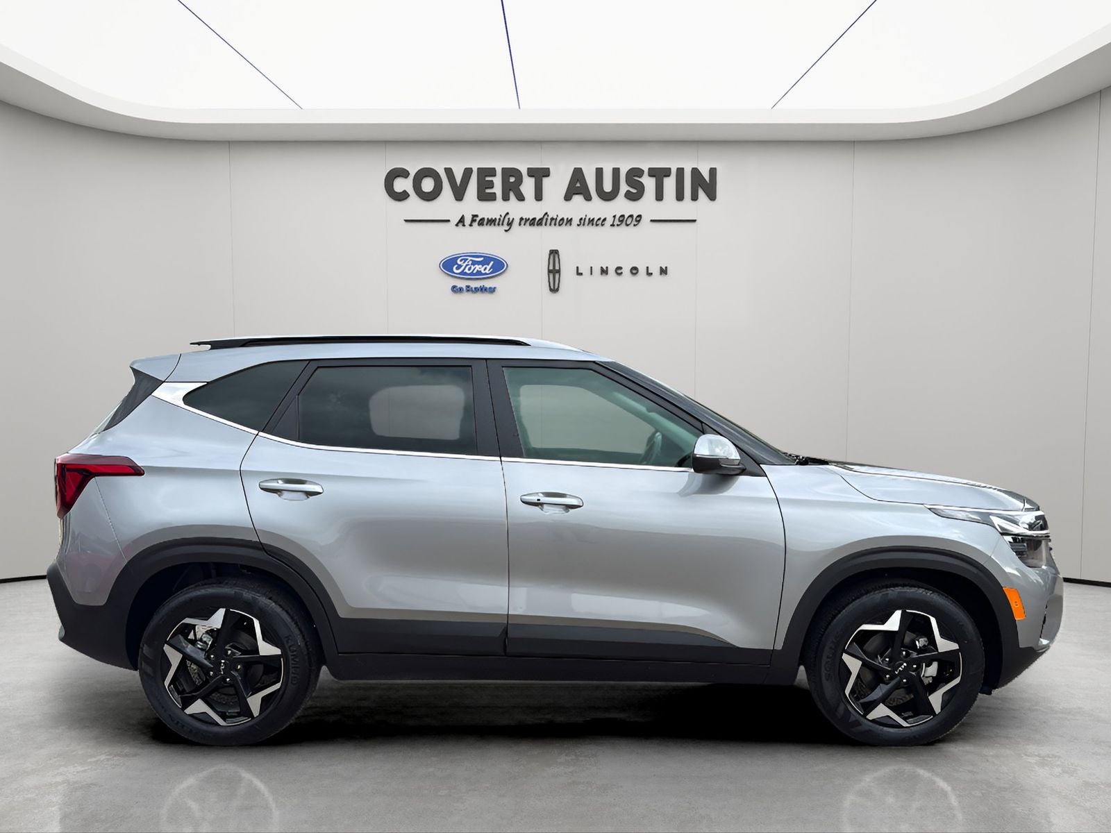 2025 Kia Seltos EX