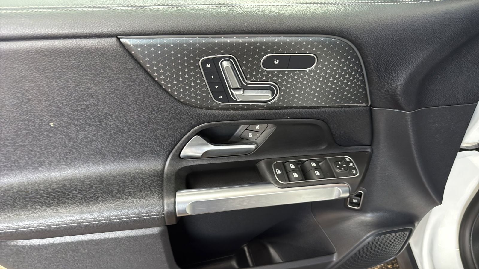 2024 Mercedes-Benz GLB GLB 250