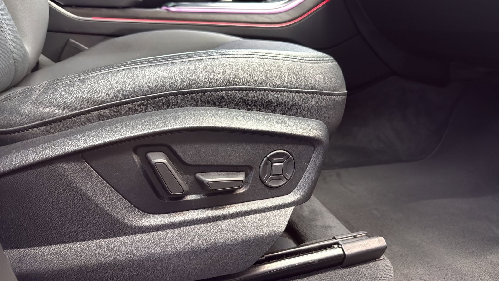 2022 Audi Q7 45 Premium Plus quattro
