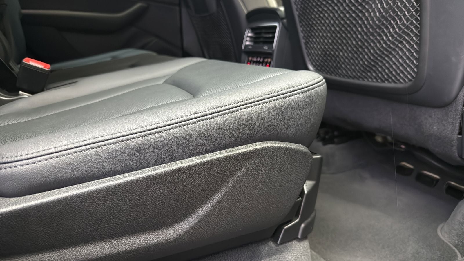 2022 Audi Q7 45 Premium Plus quattro