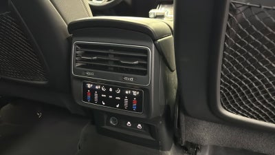 2022 Audi Q7 45 Premium Plus quattro