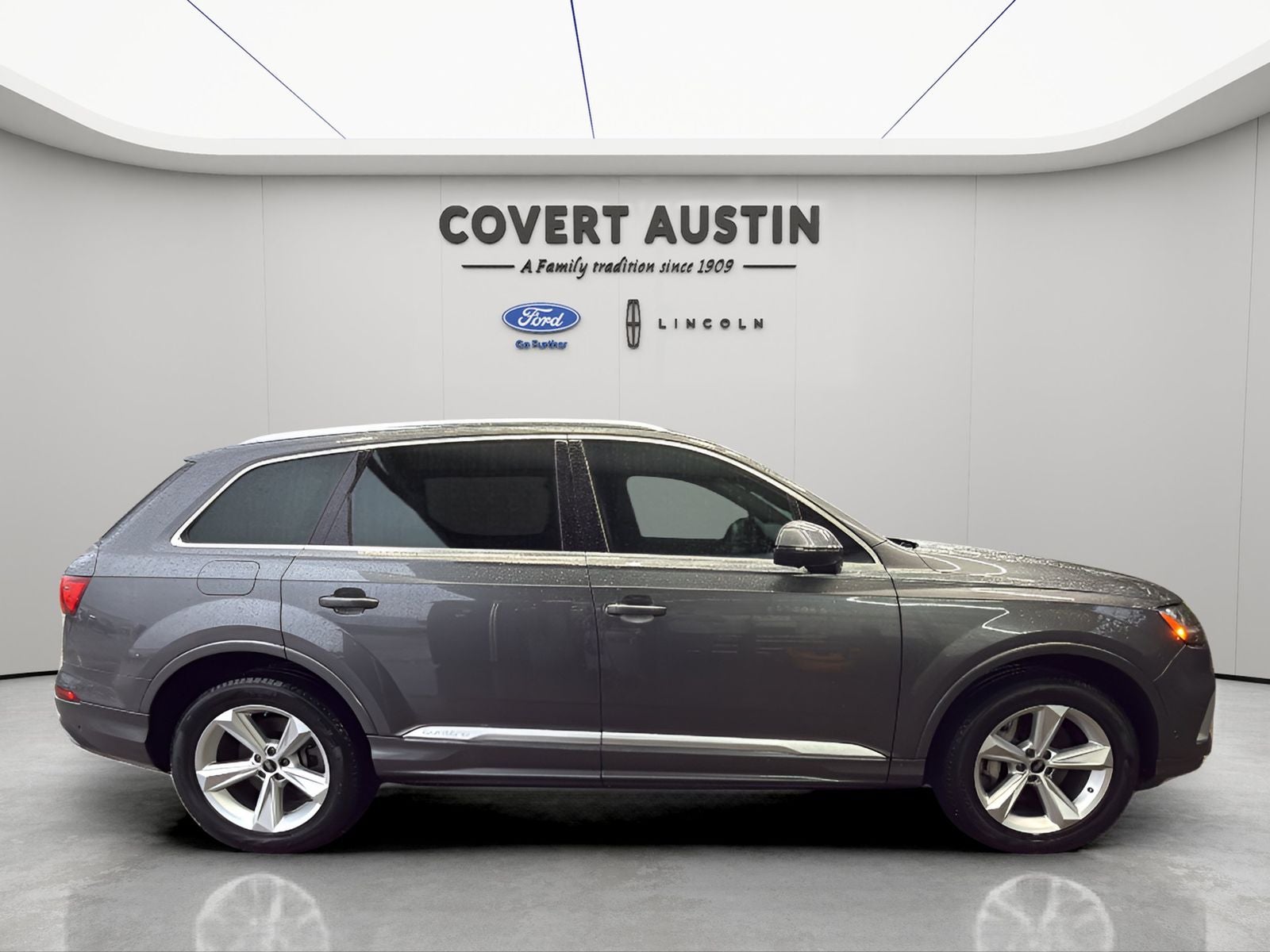 2022 Audi Q7 45 Premium Plus quattro