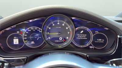 2019 Porsche Panamera E-Hybrid 4