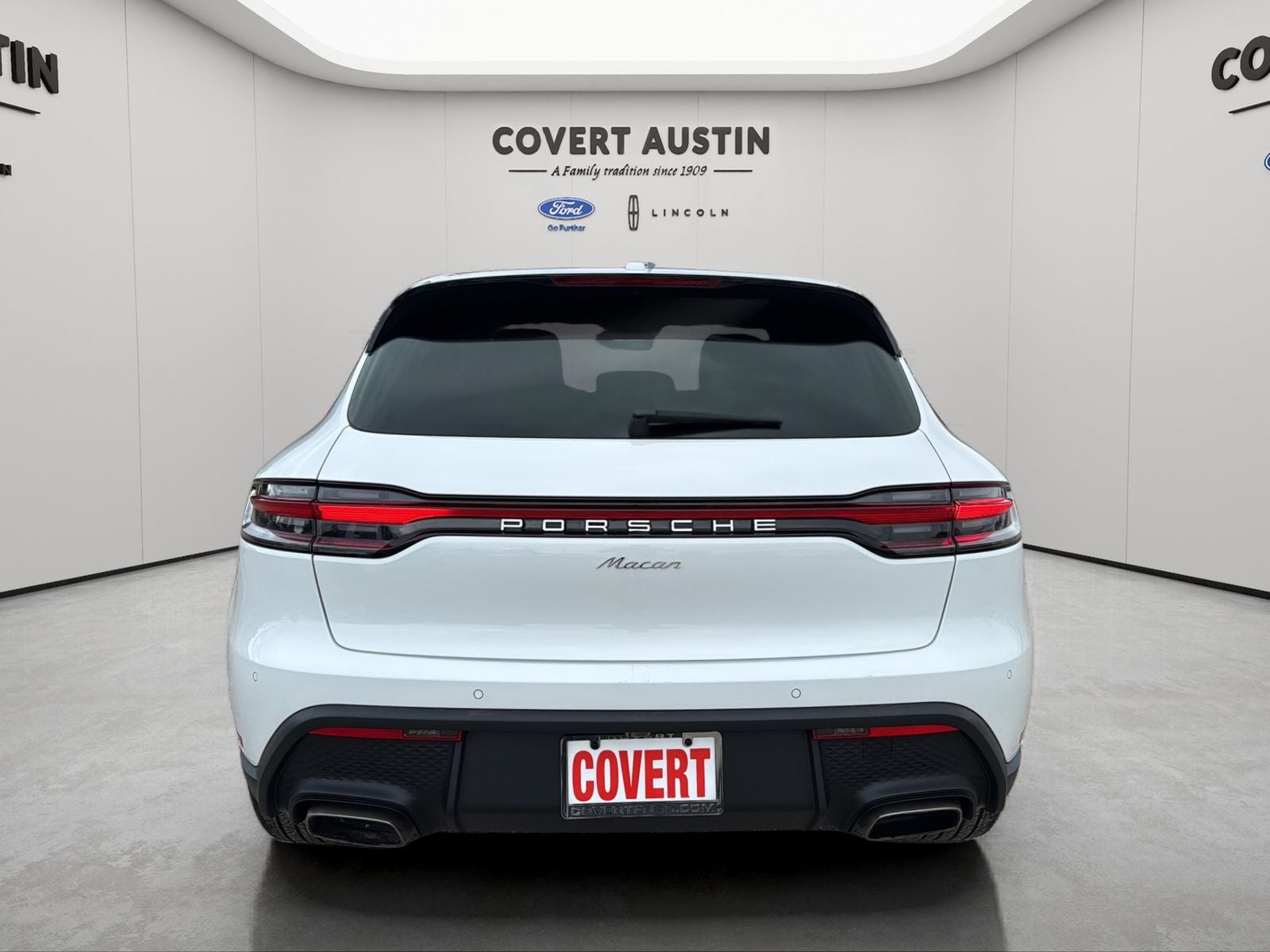 2024 Porsche Macan Base
