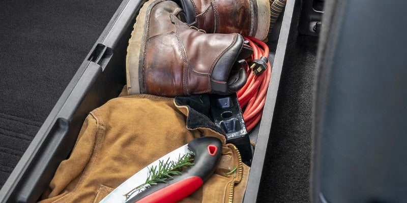 2025-ford-super-duty-interior-work-gear-storage