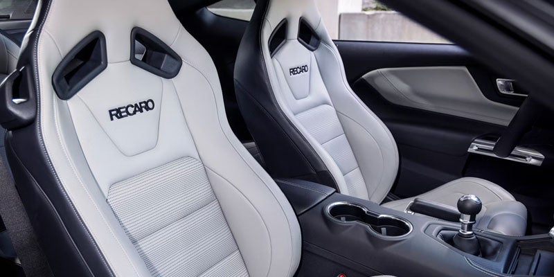 ford-mustang-recaro-front-seats
